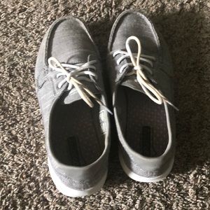 Barely worn Sketchers Gogo Mat boat shoes
